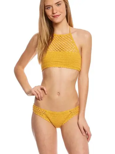 Rip Curl NWT  Topanga High Neck Bikini Top - L