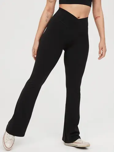 Aerie Offline by Real Me High Waisted Crossover Flare Leggings