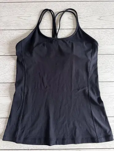 Lululemon  black tank top size 8 excellent pre owned condition