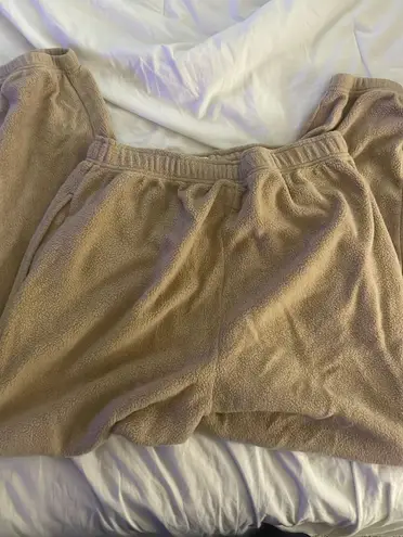 American Eagle Super Fuzzy Tan Sweatpants