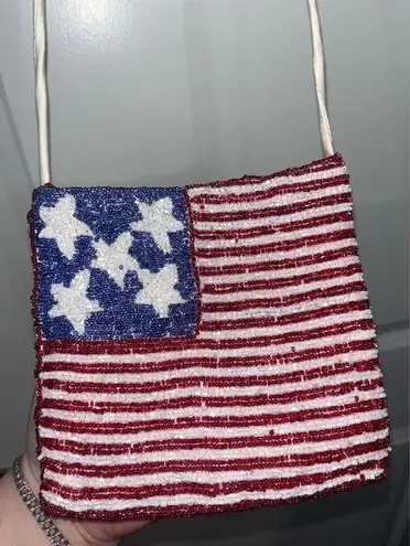 Vintage Unbranded Beaded American Flag All