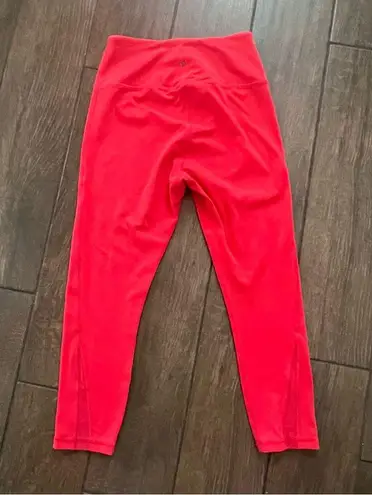 Peloton Sport Ultra High Rise Mesh Panel Cropped Legging Red sz S