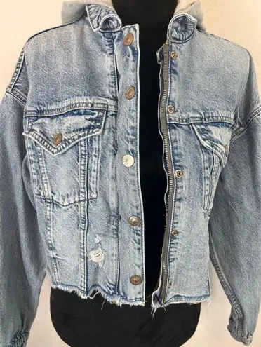 American Eagle  Zipped up Distress Hoodie Denim Jackets Size: Medium