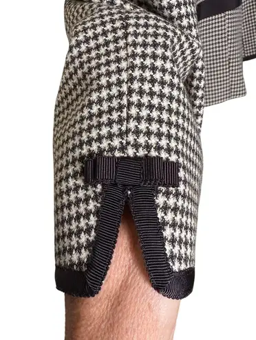 Tahari Arthur S. Levine Houndstooth Blazer SZ 12 Country Heritage Balmoral Girly Brown