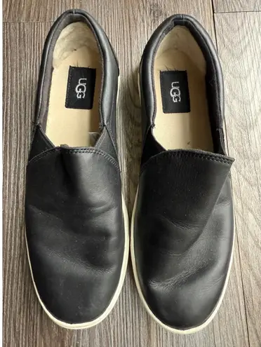 UGG Black Leather Slip On Sneakers Shoes Women's Size 8