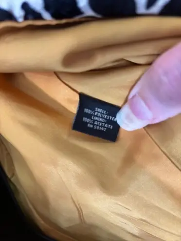 Peck & Peck Collection 14 Black White Zip Abstract Animal Print Bold Statement