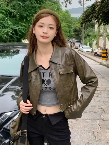 Cropped Brown Faux Leather Jacket with Front Pockets Size L