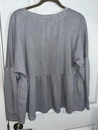 NWT Yarn and Sea Peplum Long Sleeve Pleated Grey Sweatshirt Fleece Lined Size 1X Gray