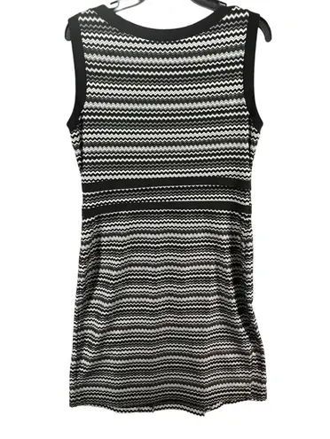 Joseph Ribkoff Knit Dress Womens 12 Black White Zig Zag Stretch Mod Retro Glam