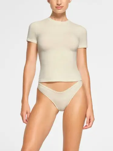 SKIMS Cotton Jersey T-Shirt in Bone, Size Medium