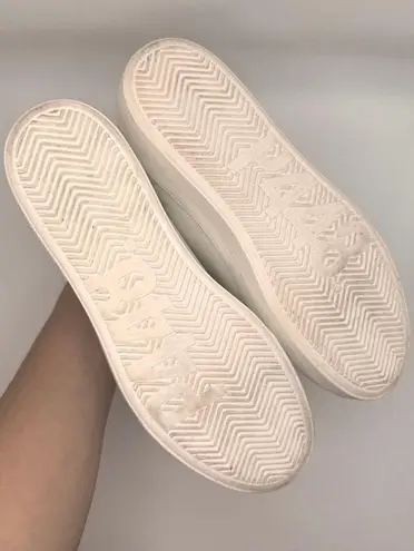 P448 gold and white classic platform Thea Wilder Sneaker size 41 / US 10.5 W