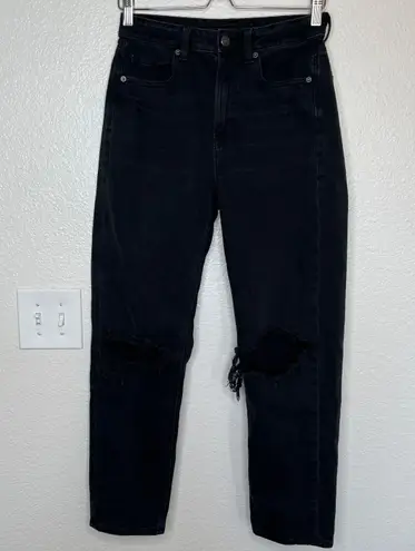 American Eagle black straight mom jeans size 6 long