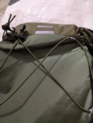 OneToAll Outdoor Hydration Backpack With 2L Water Bladder