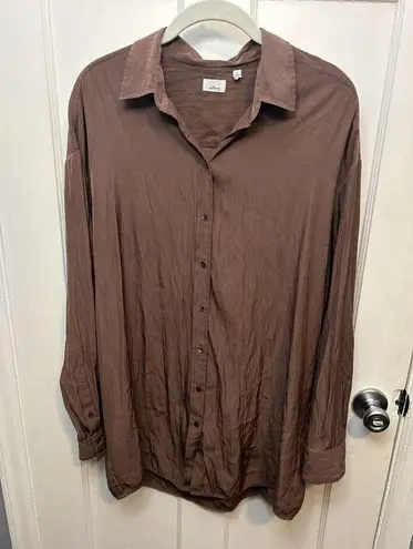 Wilfred Aritzia Brown Relaxed Long Sleeve Silky Button Down Shirt Size Women’s 2