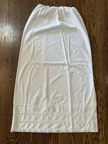 Sears The Doesn't Slip Long White Slip Side Slit Sz Medium Lace Bottom 38" Long White - Image 1