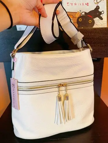 E handbags adjustable shoulder crossbody strap outside zipper pocket tassel zip