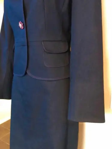 Tahar ASL NWOT skirt suit. Sz 4P. Mint!