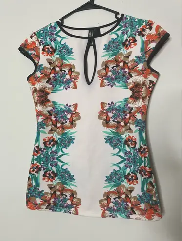 Bisou Bisou  Floral Top with Black‎ Trim - Image 1