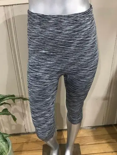 Lane Bryant  High Waisted Gray Space Dye Cropped Leggings Women's Size XL C/D.