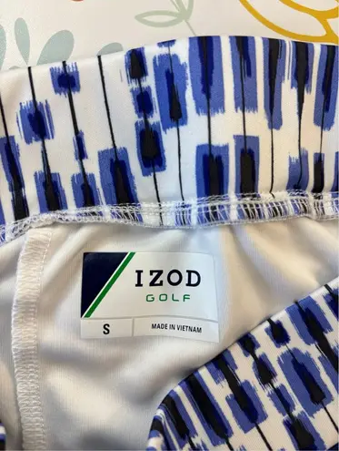 IZOD Women’s Small Golf Skirt