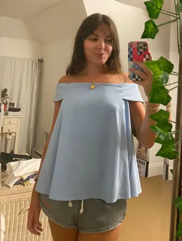 Forever 21 Off-The-Shoulder Top