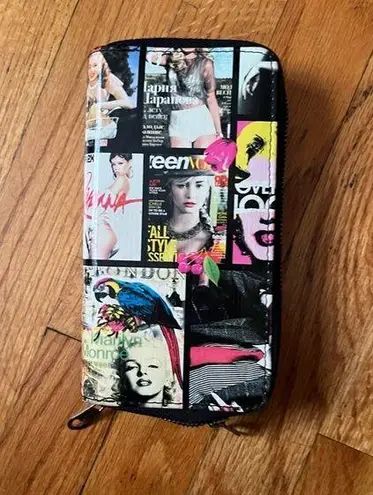 Popart Multi Color Celebrity Style Parody Magazine Fashion Zipper Clutch wallet