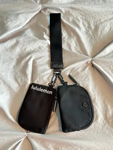 Lululemon Dual Pouch Wristlet Black