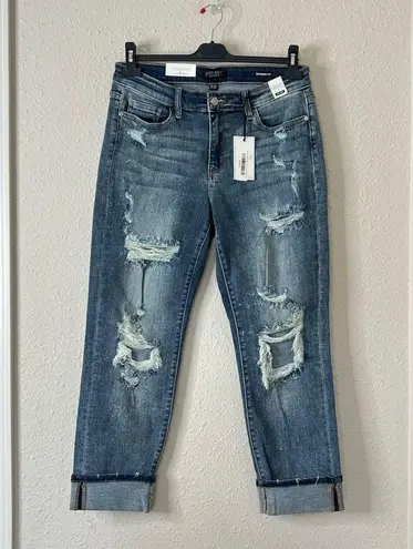 Judy Blue  Mid Rise Boyfriend Jeans Distressed NEW Size 30