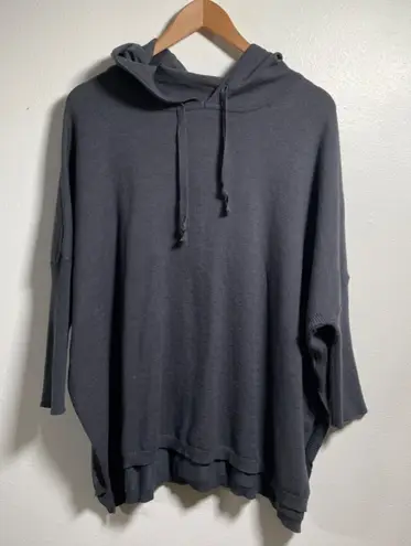 Mersea Catalina Sweater OS Grey Hoodie Casual Coastal Minimal Flowy Preppy Gray Size undefined