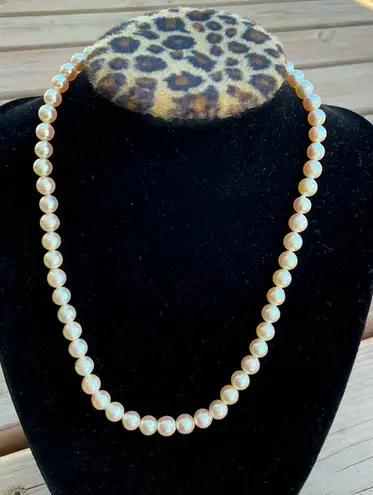 Elegant authentic Pearl Necklace💗