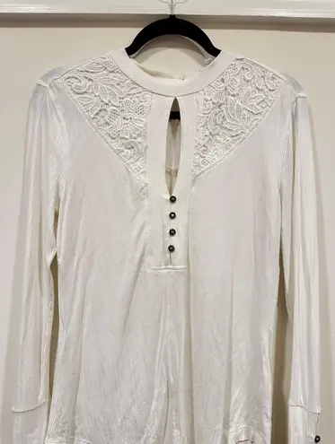 William Rast WILLIAMRUST long sleeve bohemian crochet White ivory Knit shirt women’s medium