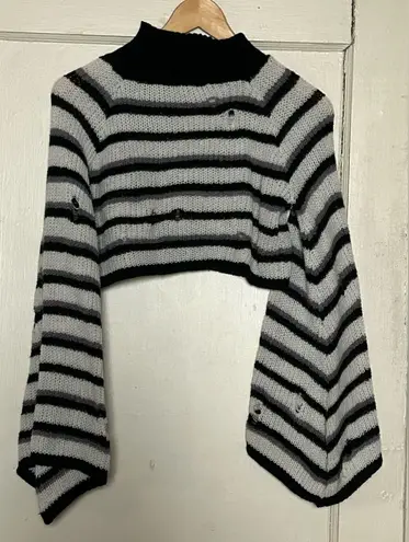 Striped Cropped Knit Long Sleeve Turtleneck | Size: M Gray Size M - Image 1
