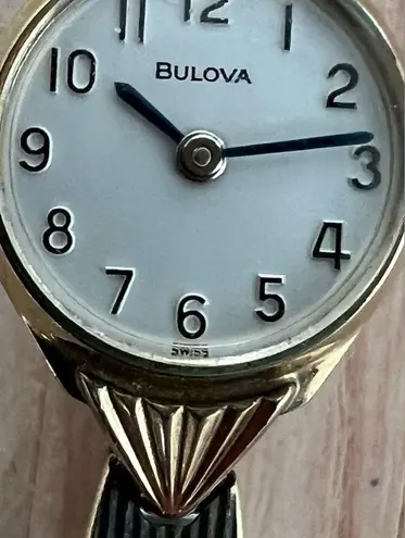 Bulova Ladies Watch Vintage 10K Gold Plated Stretch Bracelet Bezel Mechanical