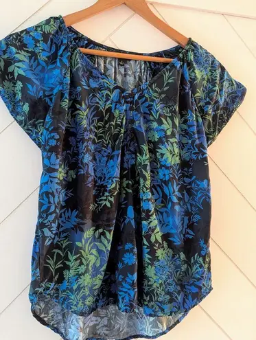 Liverpool Los Angeles Blue Topaz Short Sleeve Top -Size S