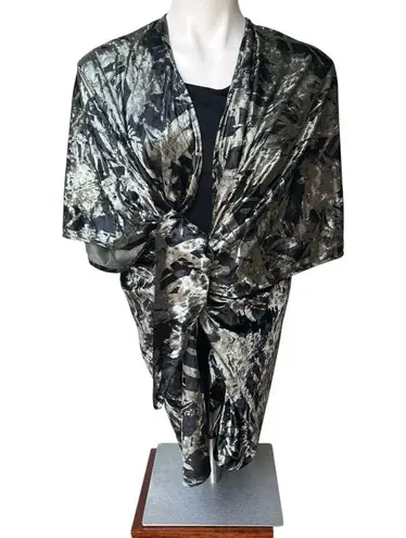 Simply Noelle NWT, (Stevie Nicks vibes) Crushing On You Velvet Wrap, One Size