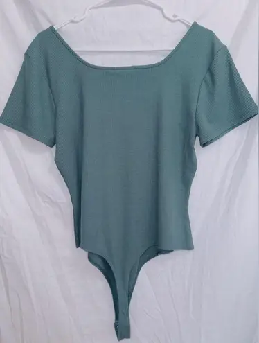 Nine West  Green Ribbed Knit Short Sleeve Thong Back Bodysuit size XL