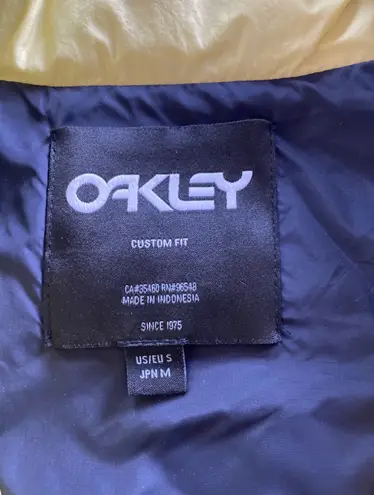 Oakley Wind Breaker