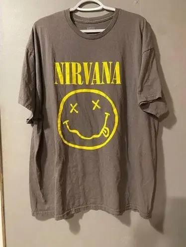 Nirvana  Gray Yellow Giant Smiley Face Oversized Short Sleeve T-shirt 2XL