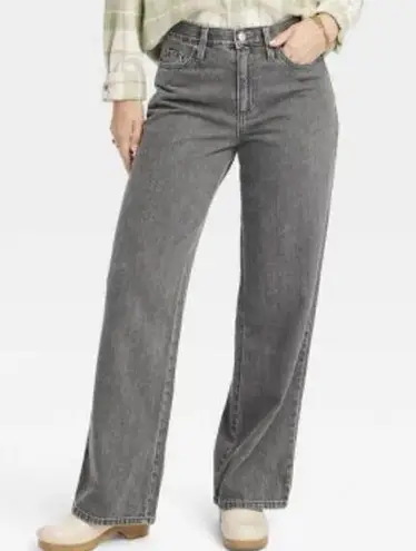 Universal Threads NWT Universal Thread Realxed Wide Leg Jeans - 14 (32 Waist)