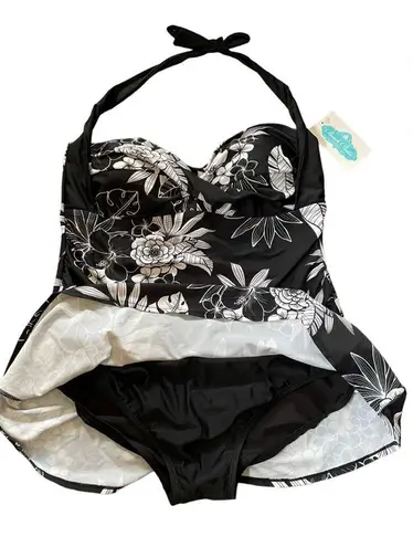 NEW Beach Belle Plus Size Black White Midnight Bouquet Twist Halter Swim Dress