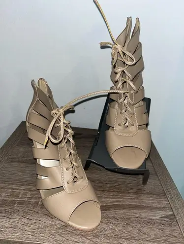 X-Appeal Chic Feminine Beige Tan Peep Toe Cut Out Lace Up 4-Inch Heel Shoes Sz 8