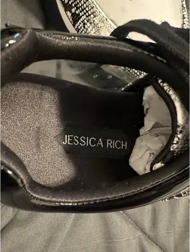 Jessica Rich Transparent Sneaker in Gold Size 39