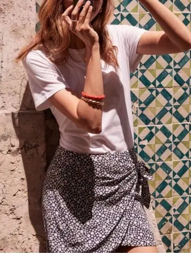 Sézane Pacome Floral Wrap Mini Skirt | Sz 36 (US 4) | Navy Blue Mini Daisy Print