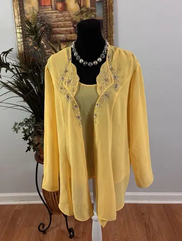 Christie Of California Size 12 Yellow Twin Top Embroidered Sequins Long Sleeve