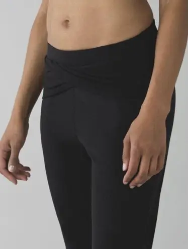 Lululemon  Sunset Salutation Black Cropped Jogger Leggings 4