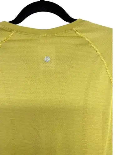 Lululemon NWT  Swiftly Tech Long Sleeve YLWP Yellow Pear Size 8