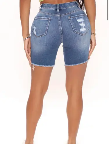 Encore jeans Medium Wash Distresed Bermuda Shorts