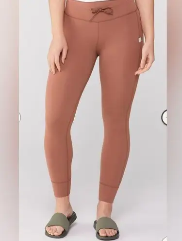 Vuori NWOT 7/8ths Daily Legging, Size XL, Light Penny