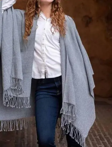 Mersea Light Grey Classic Travel Wrap Textured Panel Fringe Hem One Size Acrylic Gray