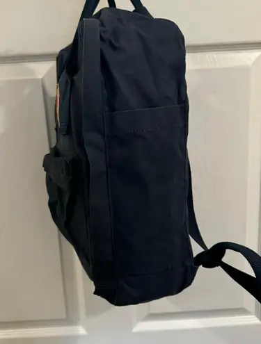 Fjällräven Fjallraven Kanken Pack - Navy